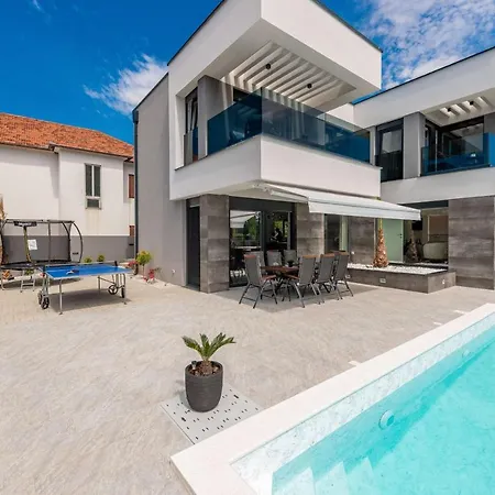 Beautiful Cyrene Zaton (Zadar)